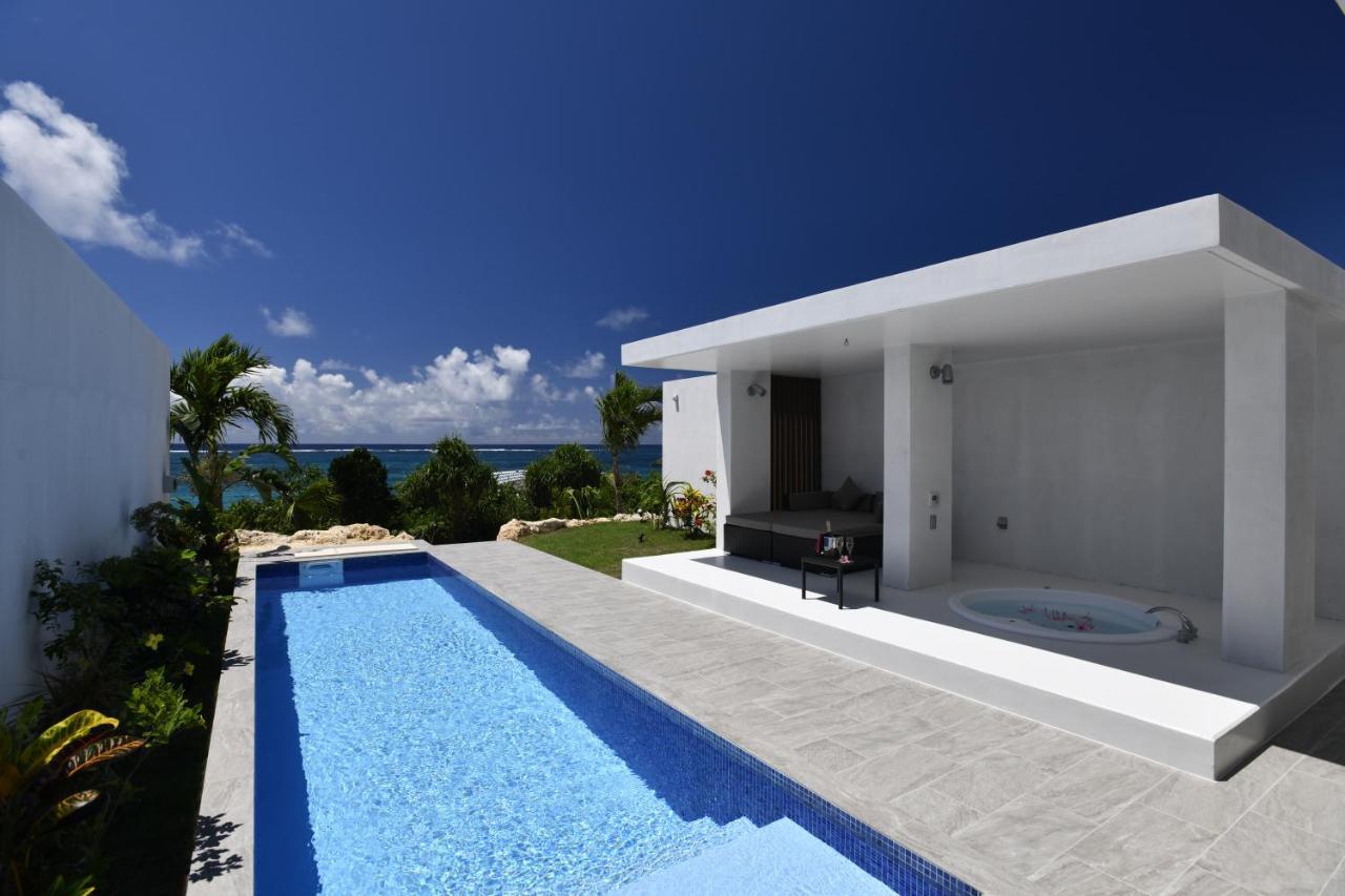 Feliz Villa Suite Miyakojima Ueno Exterior photo